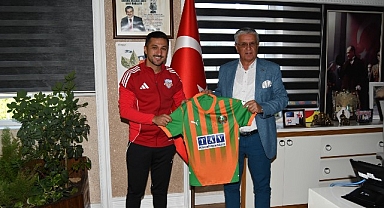 Kemer Belediye Merkez Spor yönetiminden Başkan Topaloğlu’na ziyaret