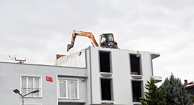 Osmangazi’de Ruhsatsız Katlara Anında Müdahale